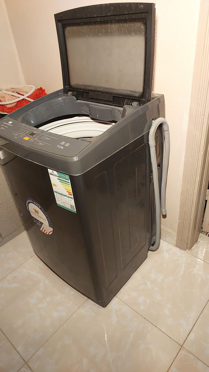 Al Naseem, Appliances, SAR 1350,  White Westinghouse 11 KG Fully Automatic Washing Machine &ndash; Like New