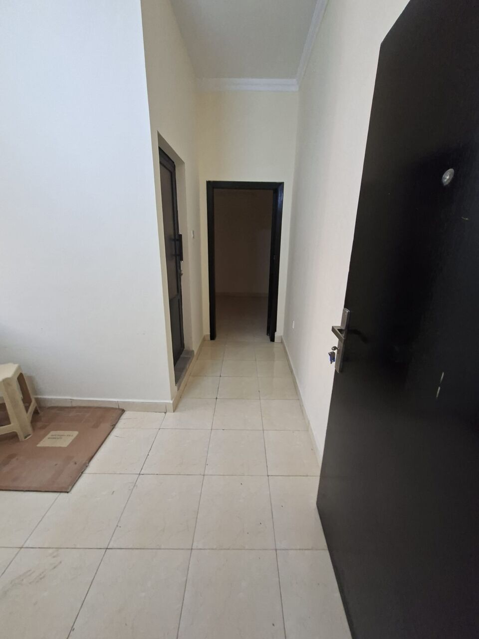 Hoora, Apartments, Flats, Houses & Villas, BHD 150/year,  1 BR,  Apartment For Rent In Hoora Semi Furnished With Electricity 1bhk