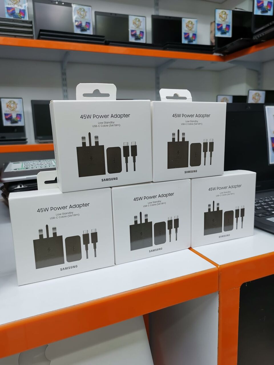 Manama, Electronics, BHD 5,  Samsung Super Fast Charger 45w