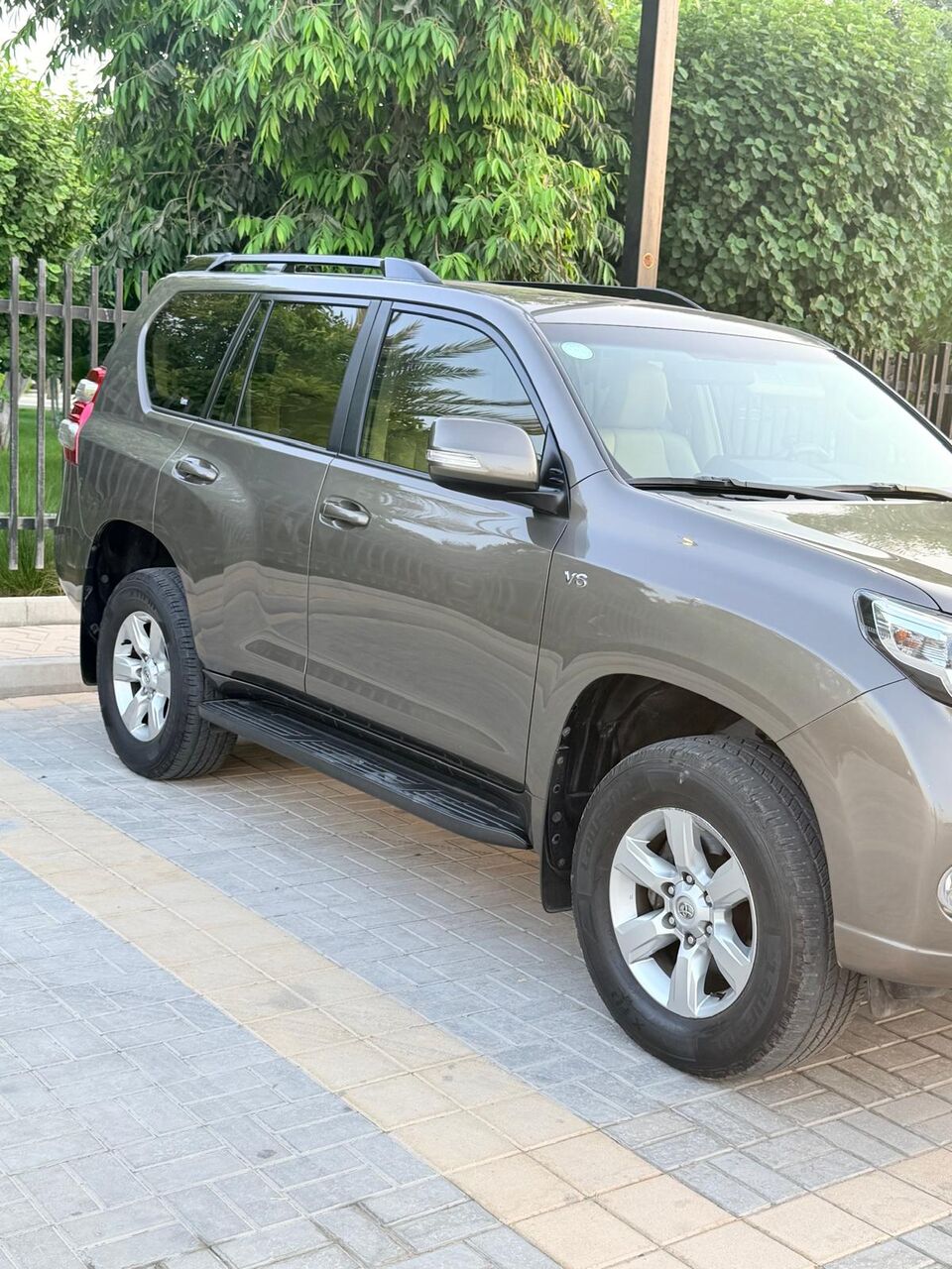 Manama, Vehicles, Cars & Trucks , BHD 11000,  Toyota Prado TXL V6, Bronze Colour,  2016,  Automatic,  117070 KM,  Toyota Prado TXL V6 Petrol  Bronze,  -Family SUV In Great Condition
