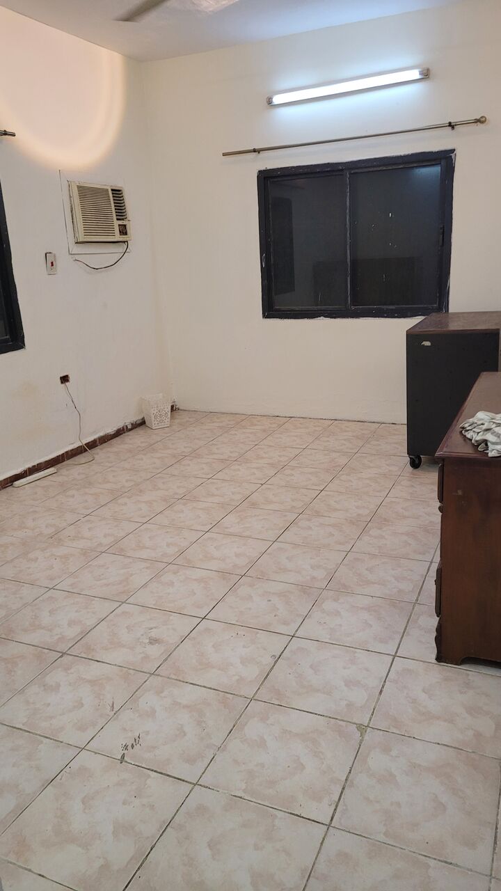 Jeddah, Apartments, Flats, Houses & Villas, SAR 1500/month,  2-ROOM FLAT FOR RANT - WITH TOW AC AVILABLE FOR SALE