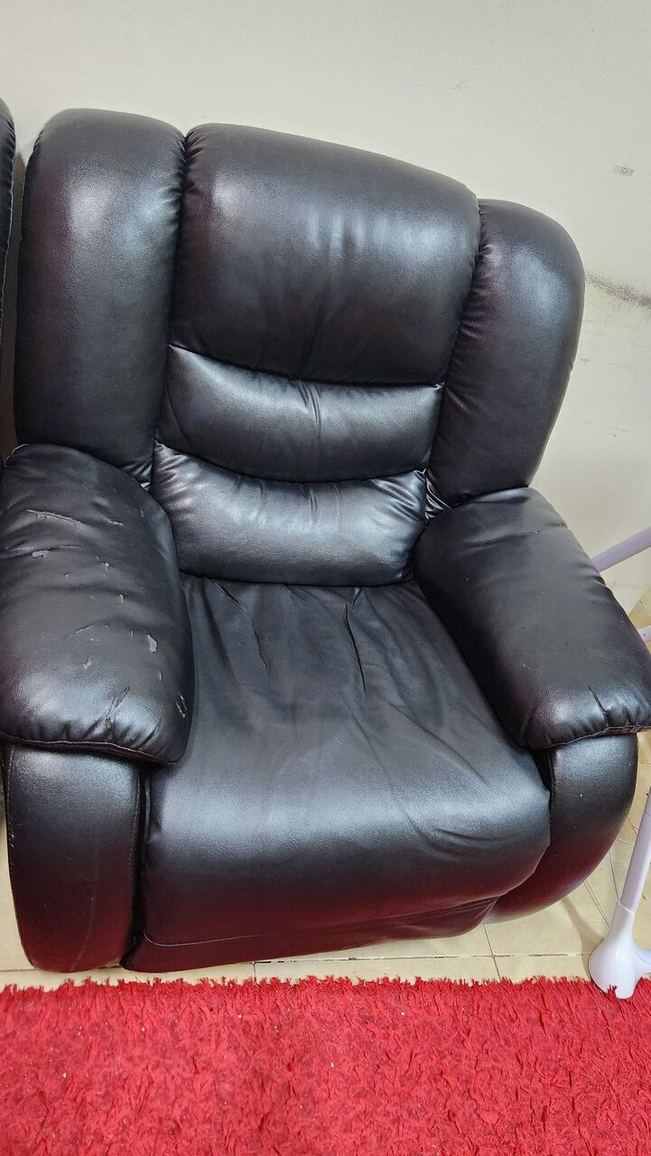 Isa Town, Furniture, BHD 80,  6 Seater Recliner Sofa