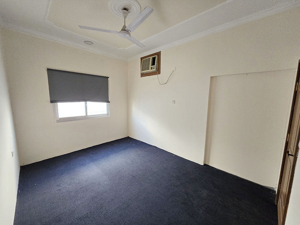 Jidhafs, Apartments, Flats, Houses & Villas, BHD 220/month,  3 BR,  125 Sq. Meter,  3BHK Apartment In Jidhafs First Floor With AC