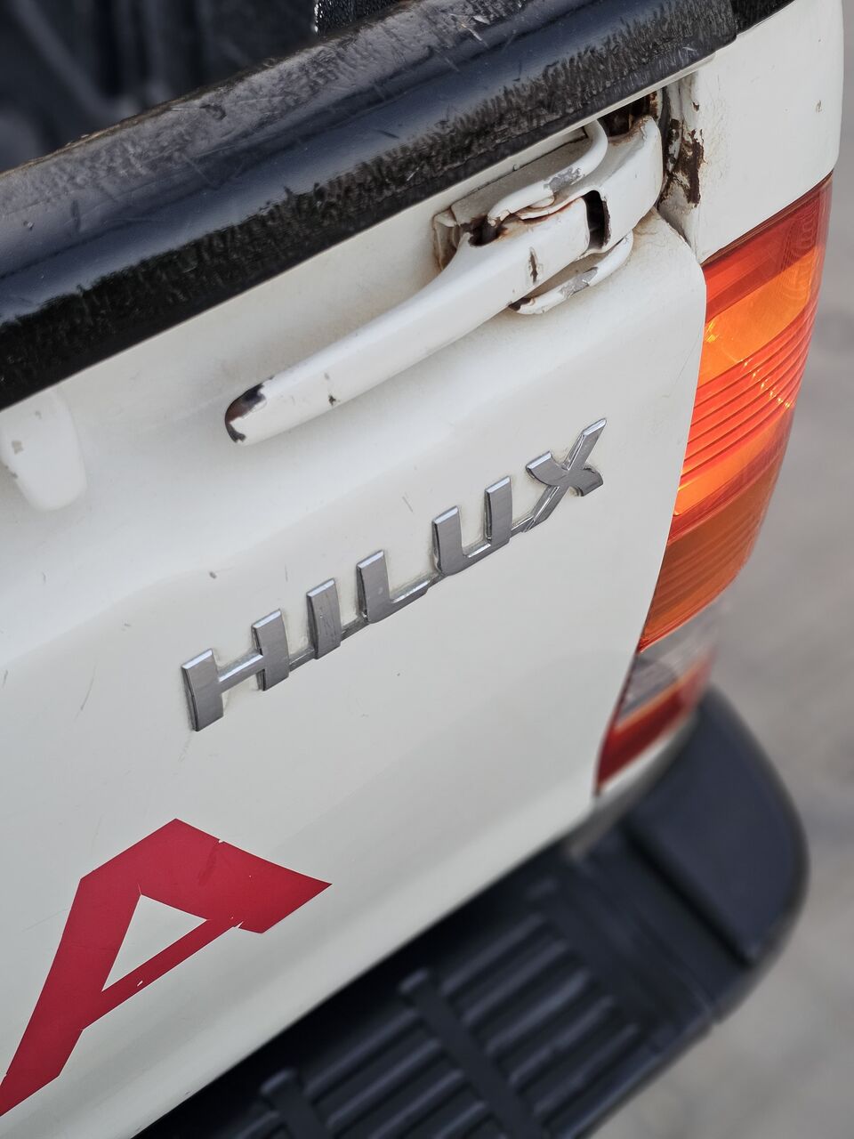 East Riffa, Vehicles, Cars & Trucks , BHD 2850,  Toyota Hilux,  2009,  Automatic,  250000 KM,    - 250K KM Only - Pass & Insr 31st Sep 27 (one Year) - 2850 BD