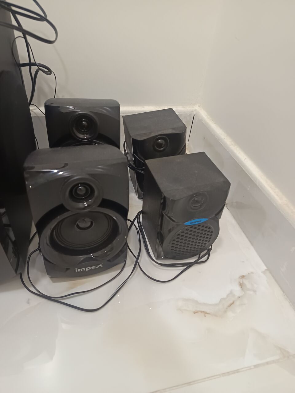 Hofuf, Household Items, SAR 100,  2.1 Speaker Set Up With Two Extra Speakers