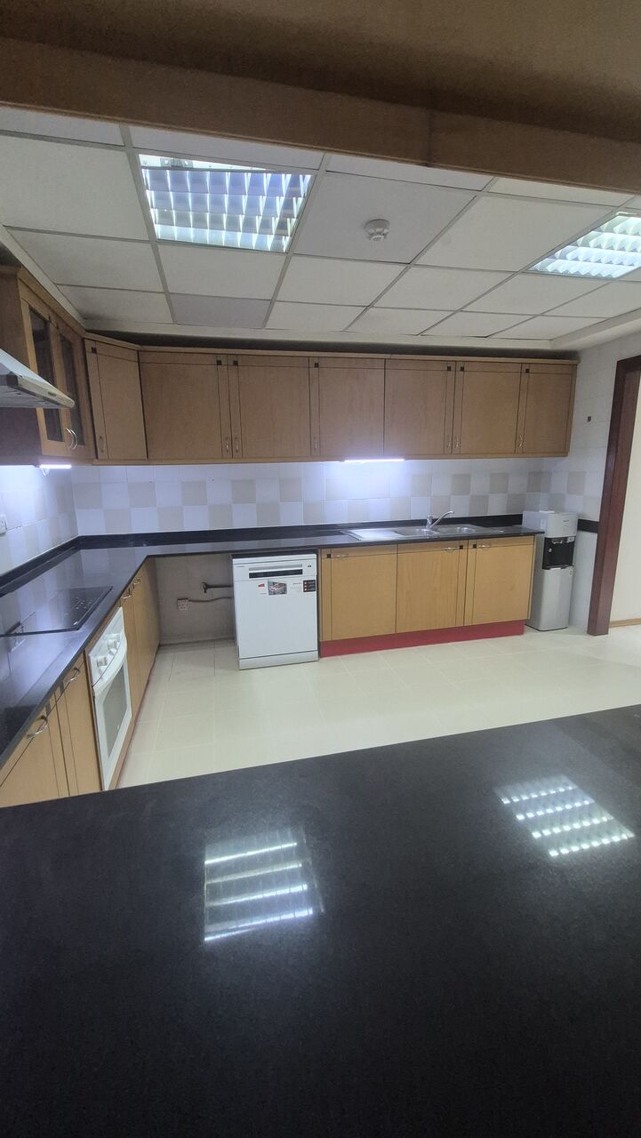 Mahooz, Apartments, Flats, Houses & Villas, BHD 650/month,  Furnished,  3 BR,  201 Sq. Meter,  Luxury Flat For Rent