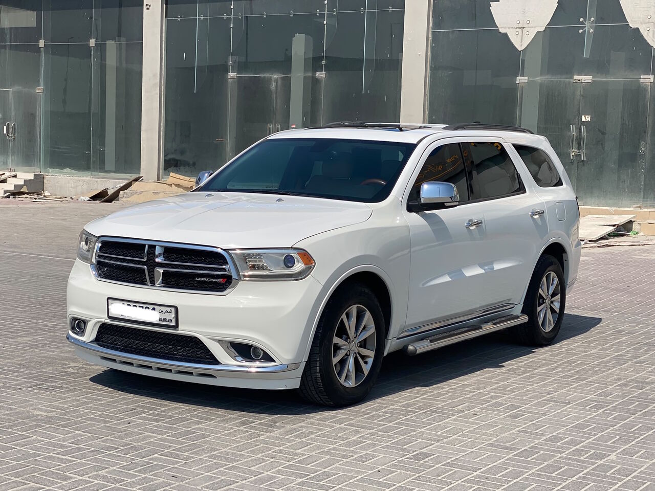 Manama, Vehicles, Cars & Trucks , BHD 5500,  Dodge Durango LTD,  2015,  Automatic,  137600 KM,    (White)