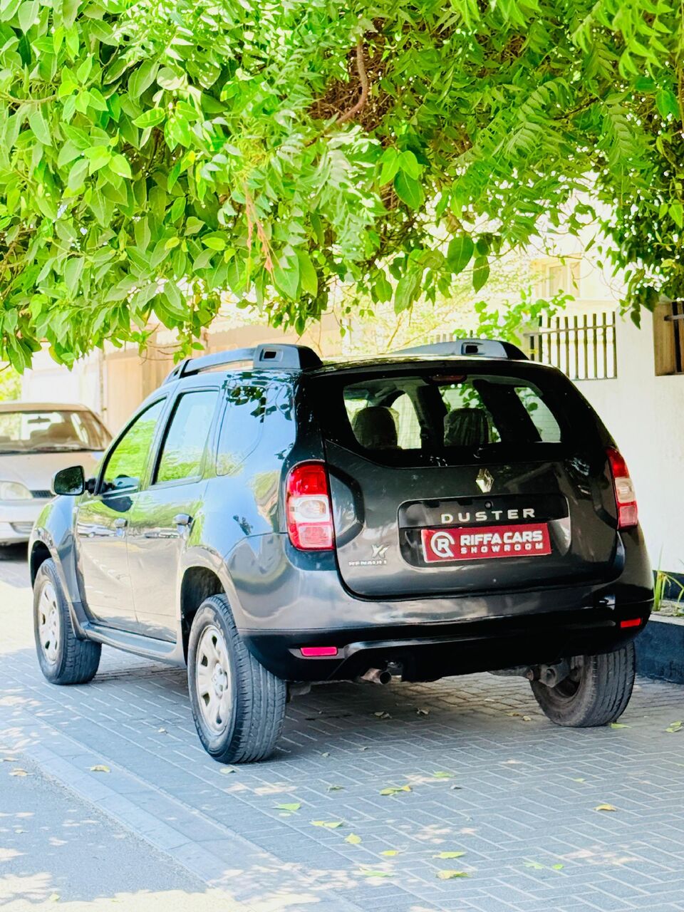 Manama, Vehicles, Cars & Trucks , BHD 2000,  Renault Duster,  2017,  Automatic,  168000 KM,  For Sale    Model