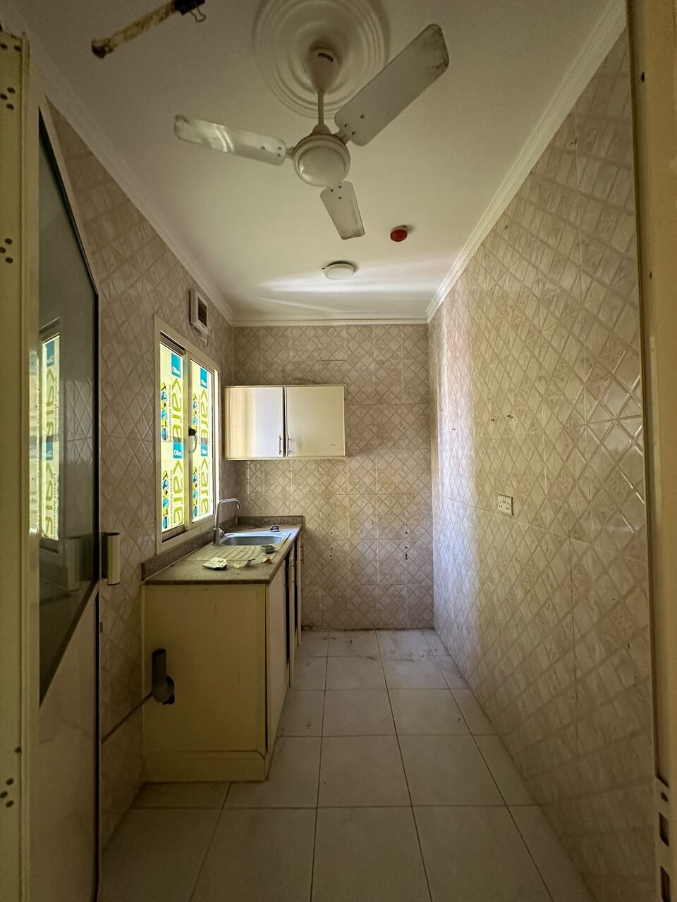 Manama, Apartments, Flats, Houses & Villas, BHD 180/month,  1 BR,  35 Sq. Meter,  Semi Furnished Flat For Rent At Salmanyia Near Salmanyia Hospital
