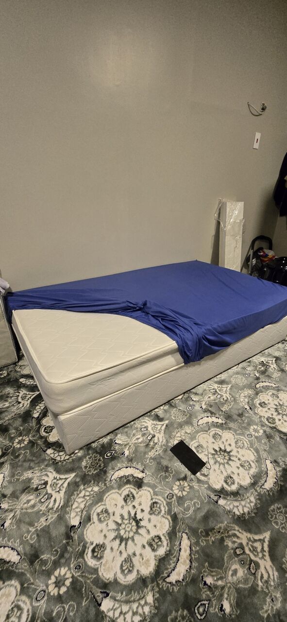 Al Iskan, Furniture, SAR 250,  Twin Bed With Mattress, Size 120 X 200 Cm