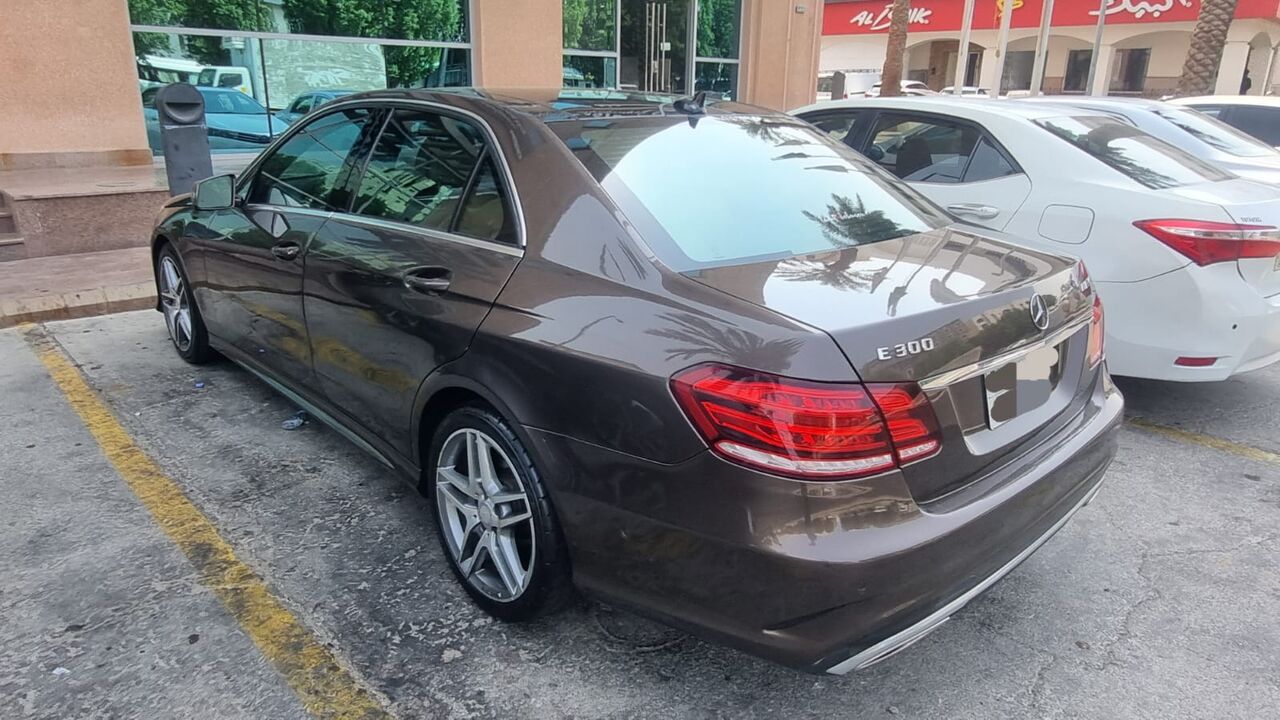 Jeddah, Vehicles, Cars & Trucks , SAR 55000,  Mercedes-Benz 300E,  2014,  Automatic,  187000 KM,  Mercedes-Benz E300 -  - Excellent Condition