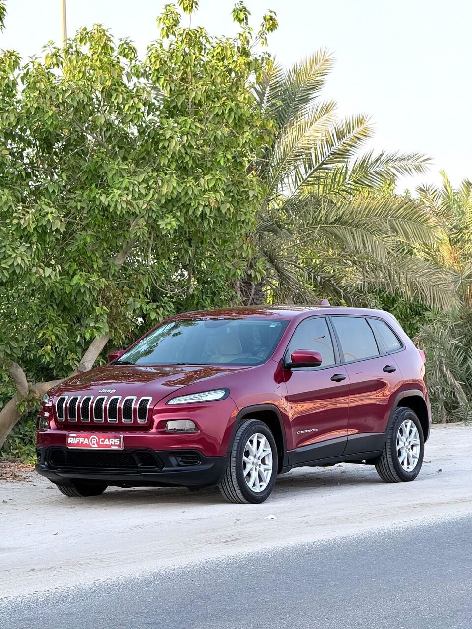 Manama, Vehicles, Cars & Trucks , BHD 3250,  Jeep Cherokee,  2016,  Automatic,  107000 KM,   Sports  Model