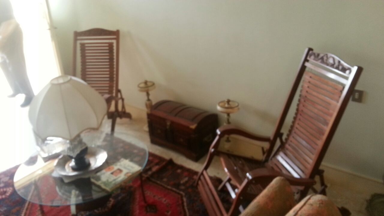 Riyadh, Furniture, SAR 1,  Wooden / Glazed Dispaly Items - Big Sale