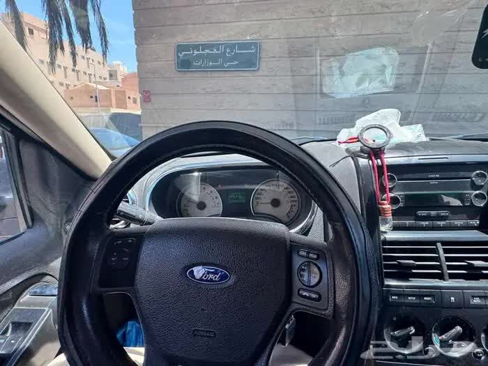 Riyadh, Vehicles, Cars & Trucks , SAR 12000,  Ford Explorer,  2010,  Automatic,  297000 KM,    12000 Slightly Negotiable