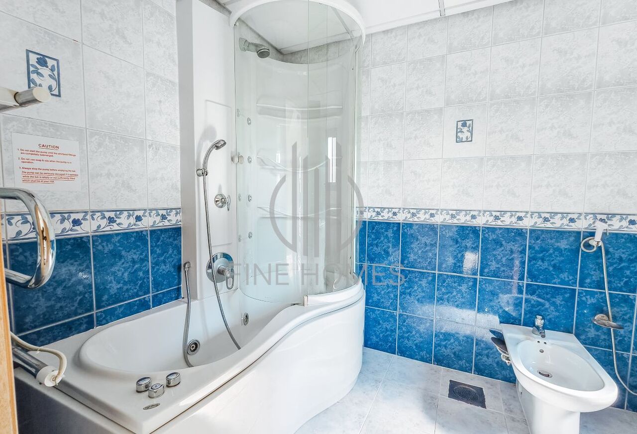 Manama, Apartments, Flats, Houses & Villas, BHD 500/month,  4 BR,  Modern 4-Bedroom Duplex Apartment For Rent In Seef