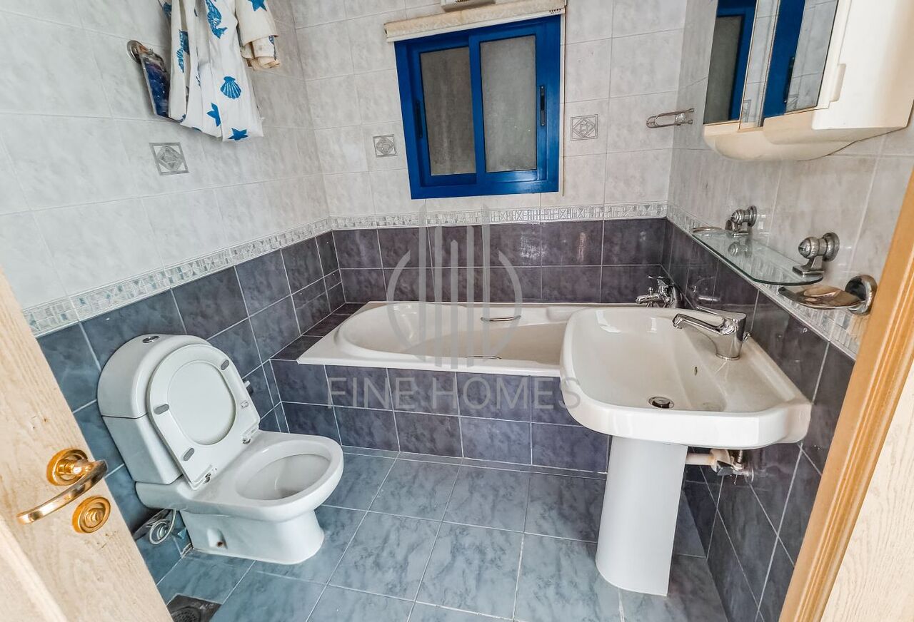 Manama, Apartments, Flats, Houses & Villas, BHD 500/month,  4 BR,  Modern 4-Bedroom Duplex Apartment For Rent In Seef