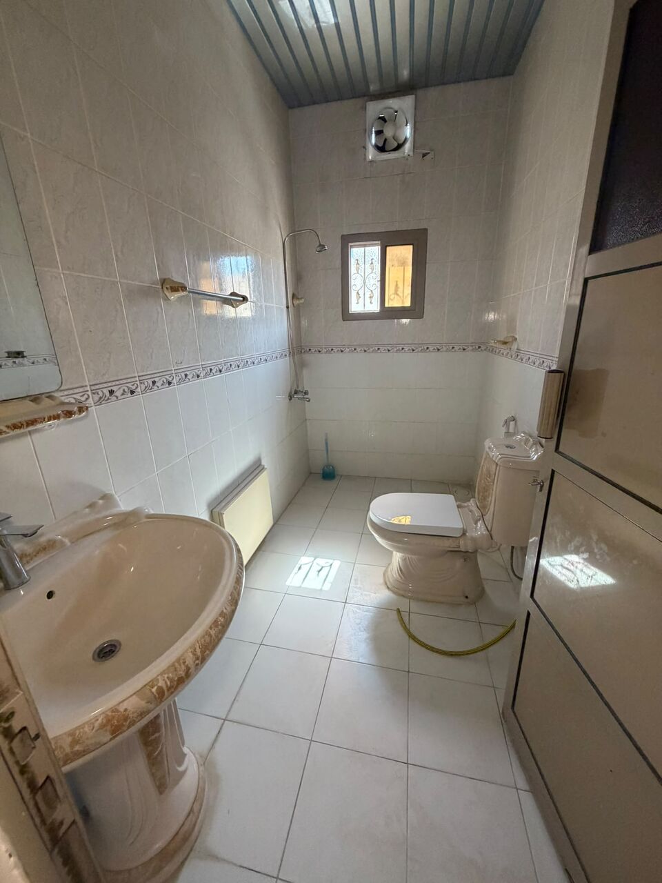 Kabul, Apartments, Flats, Houses & Villas, AFN 140/year,  100 Sq. Meter,  للايجار شقه في منطقه بوري