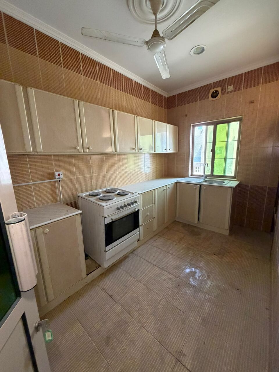 Kabul, Apartments, Flats, Houses & Villas, AFN 170/month,  100 Sq. Meter,  للإيجار شقة في الجنبية