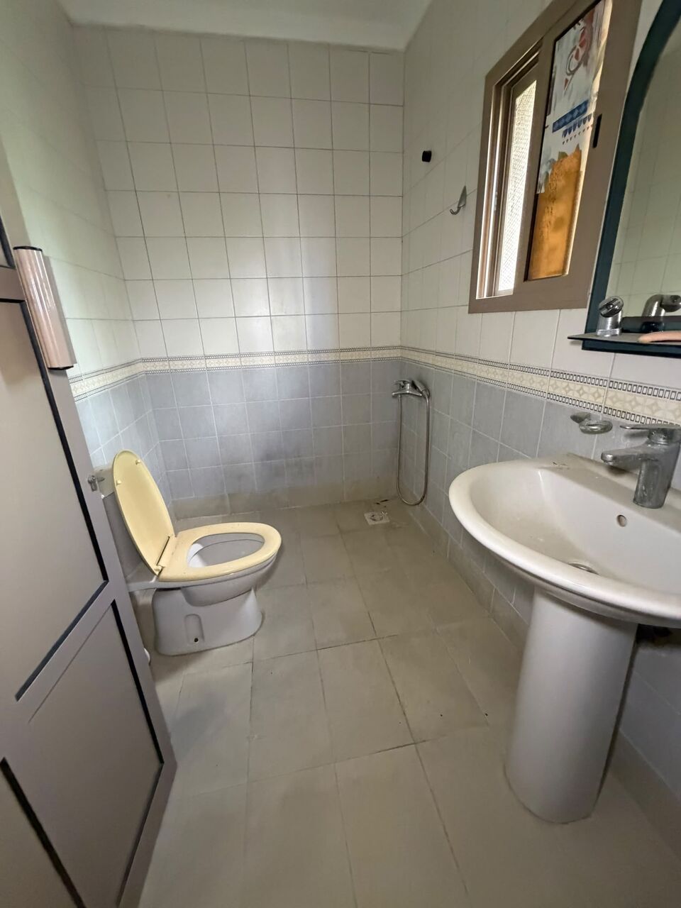 Kabul, Apartments, Flats, Houses & Villas, AFN 170/month,  100 Sq. Meter,  للإيجار شقة في الجنبية