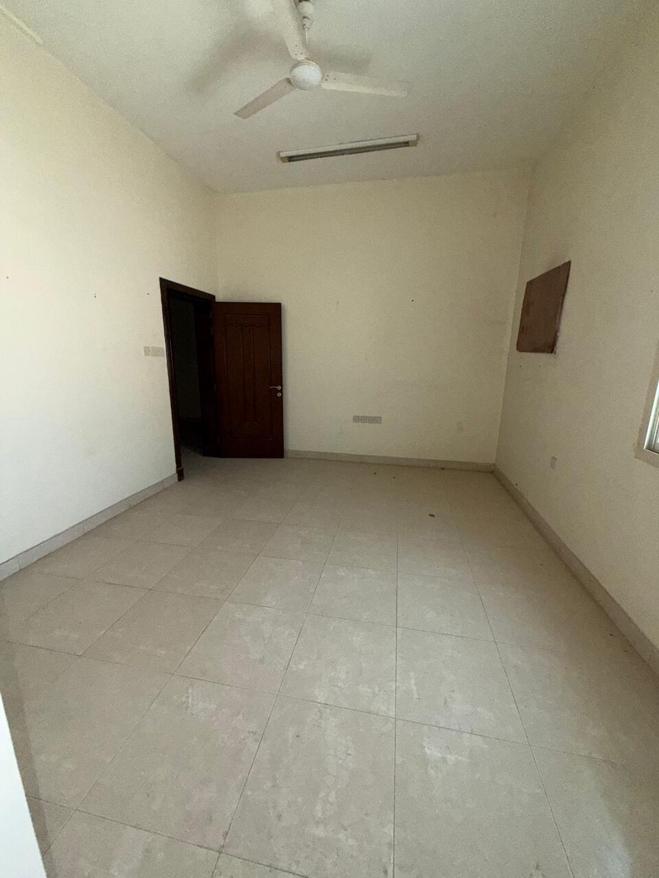 Kabul, Apartments, Flats, Houses & Villas, AFN 100/year,  100 Sq. Meter,  للإيجار شقة تجارية مكتبية في توبلي خل