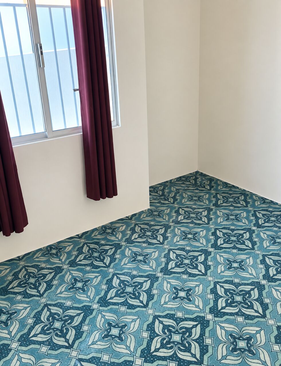Salmaniya, Apartments, Flats, Houses & Villas, BHD 120/month,  2 BR,  For Rent &ndash; 2-Bedroom Apartment In Salmaniya.
