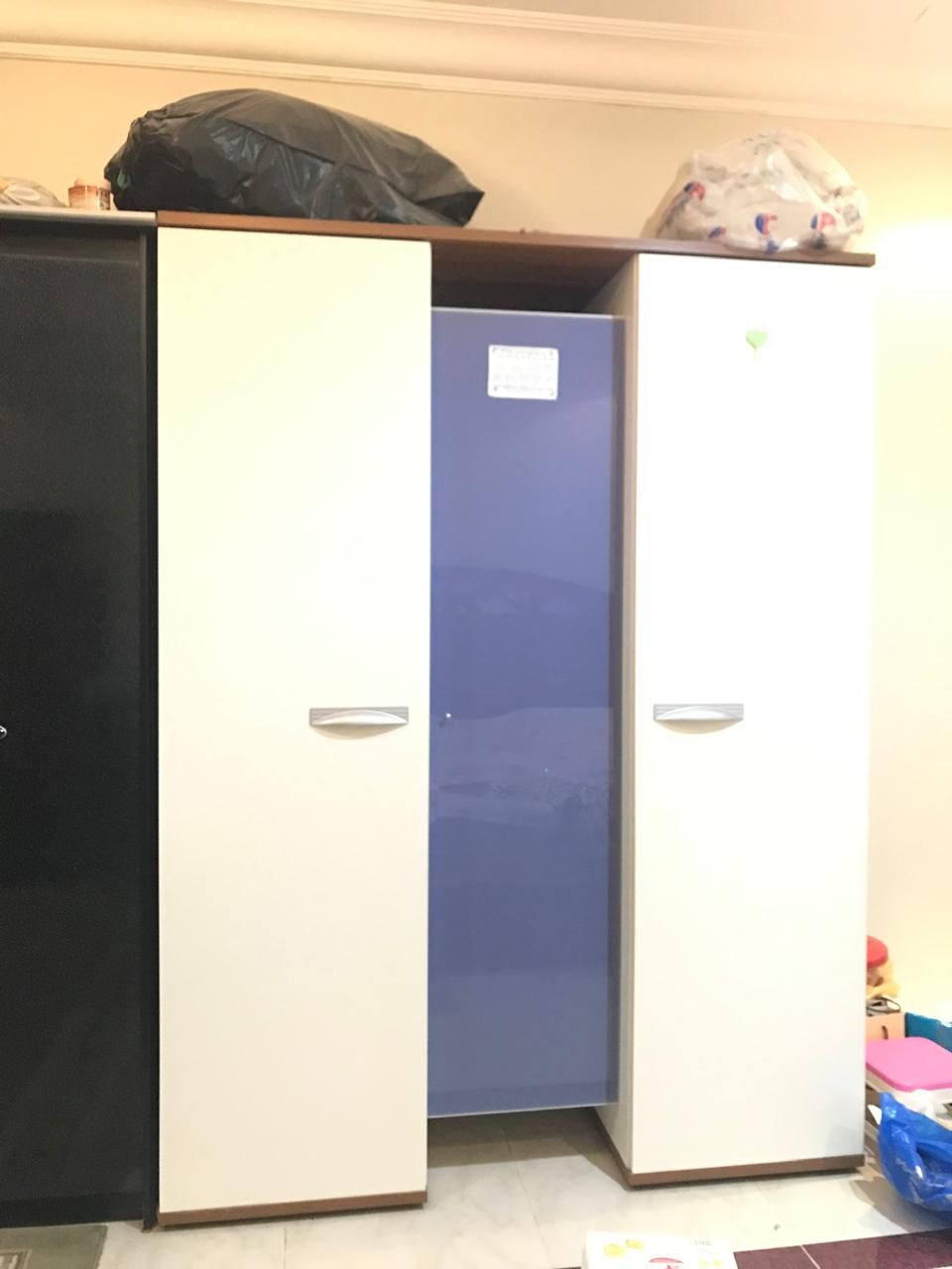 Dammam, Furniture, SAR 900,  🏠✨ Spacious 3-Door Wardrobe For Sale – Imported USA 1st Quality, Modern Design ✨🏠
