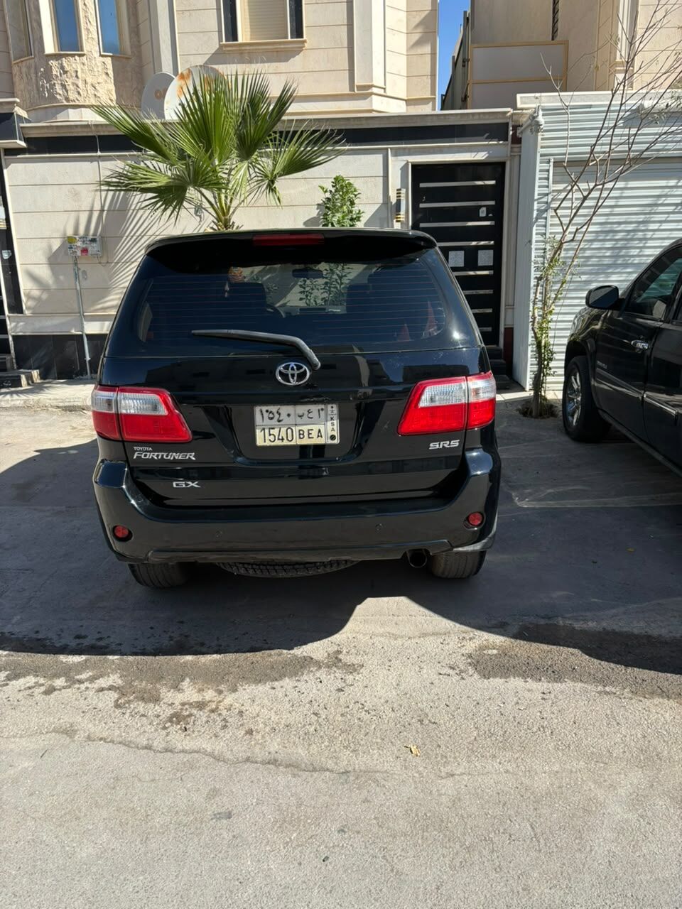 Riyadh, Vehicles, Cars & Trucks , SAR 27000,  Toyota Fortuner,  2009,  Automatic,  380000 KM,    &ndash; Black Color, Excellent Condition, New Tires & Battery