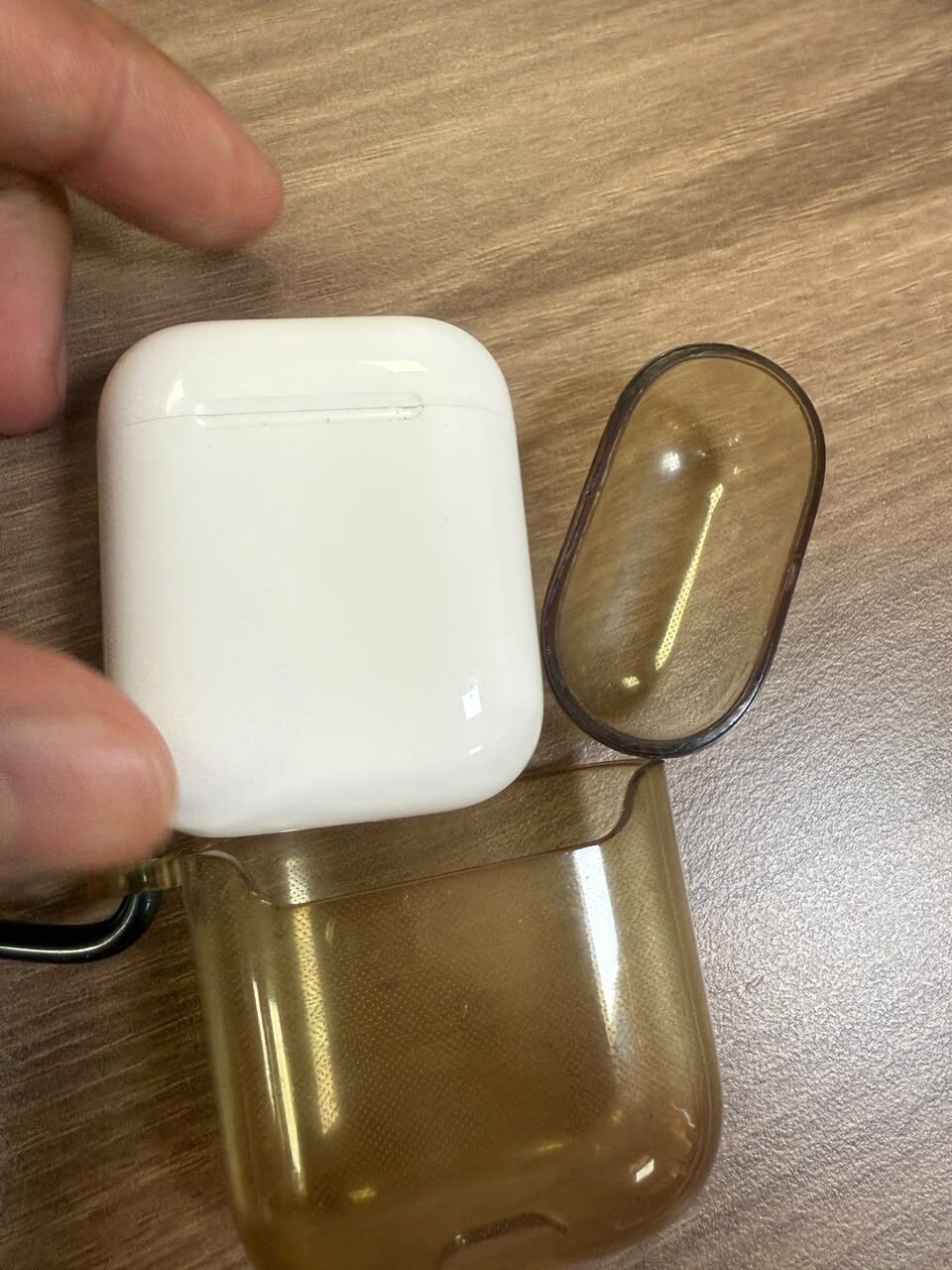 Al Badr, Home Audio, SAR 199,  Apple AirPods 2nd Generation &ndash; Original