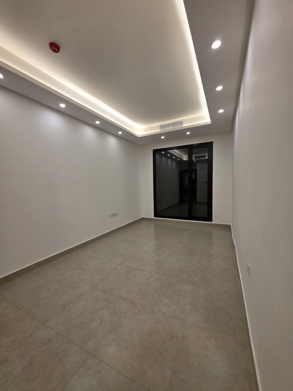 Salmiya, Apartments, Flats, Houses & Villas, KWD 550/month,  2 BR,  Two-bedroom Apartment For Rent In Salmiya.