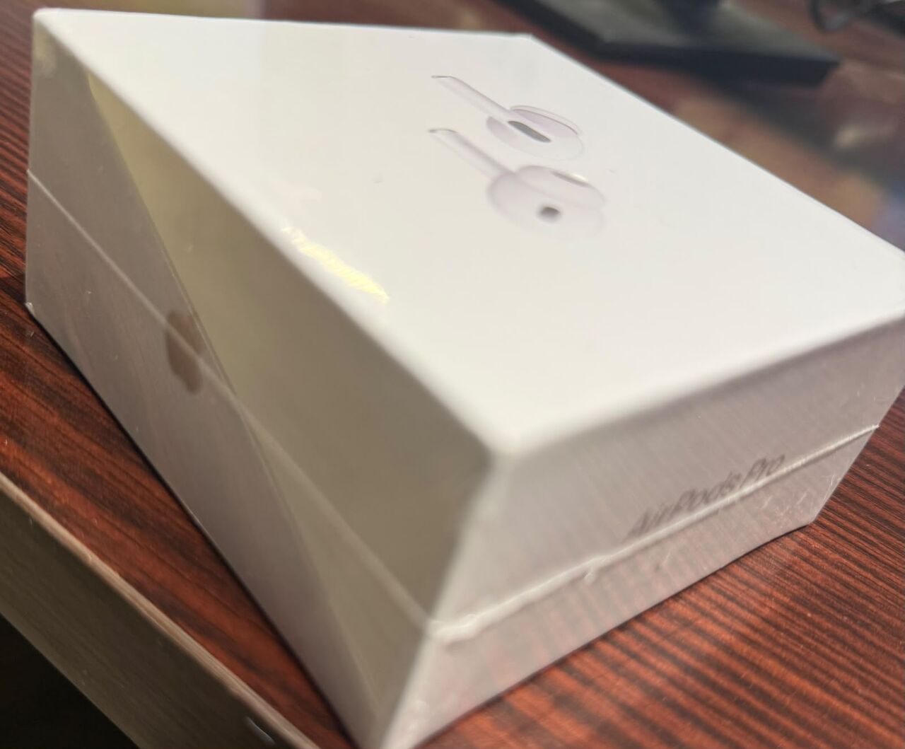 Riyadh, Electronics, SAR 400,  Apple AirPods Pro (2nd Generation), Brand New, Unopened Box.