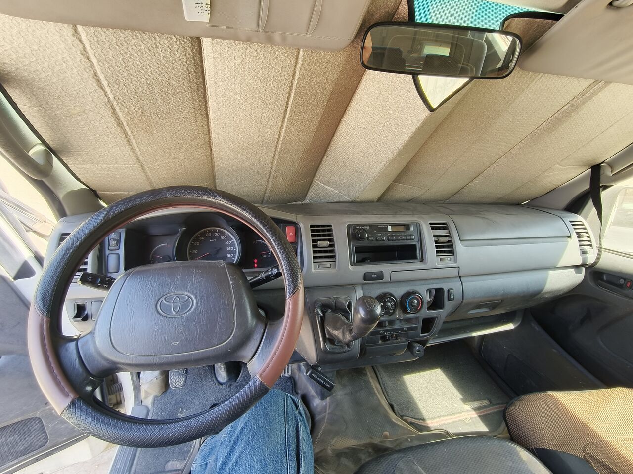 Dammam, Vehicles, Cars & Trucks , SAR 50000,  Toyota Hiace,  2013,  Manual,  334000 KM,    Model , Passenger 14 Seater Available For Sale