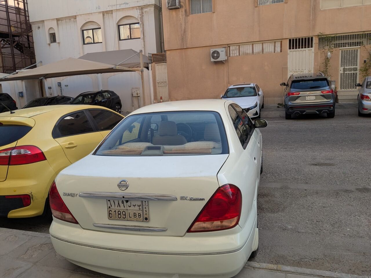 Khobar, Vehicles, Cars & Trucks , SAR 8000,  Nissan Sunny,  2004,  Manual,  400000 KM,