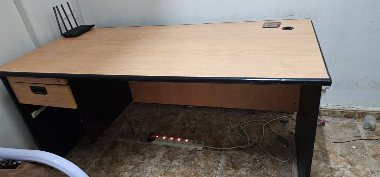 Al Malaz, Furniture, SAR 75,  Large Size Study Table