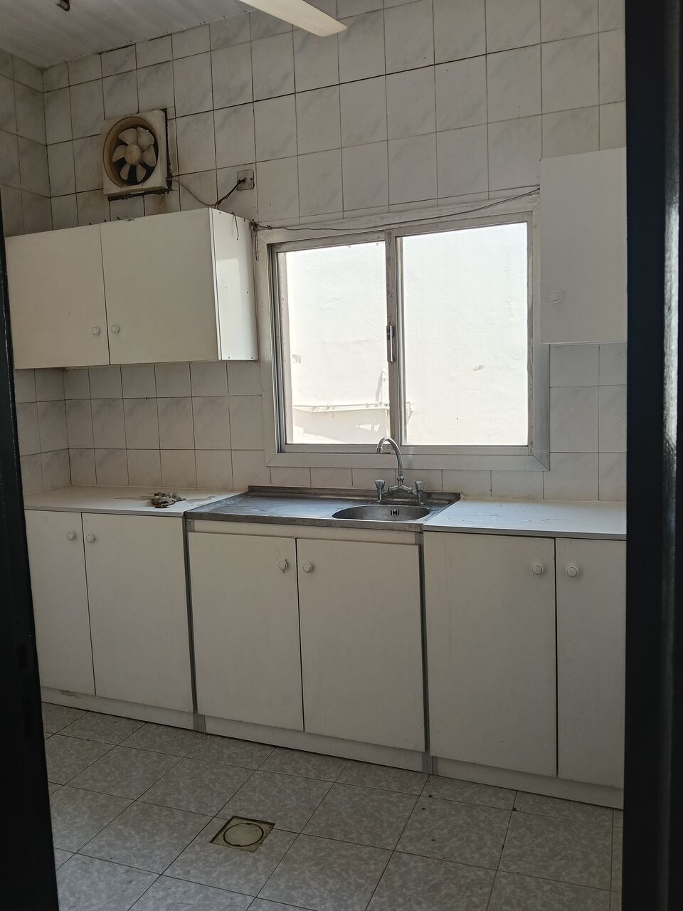 Umm Al Hassam, Apartments, Flats, Houses & Villas, BHD 160/month,  2 BR,  2 Bedroom Unfurnished Flat For Rent Without Ewa