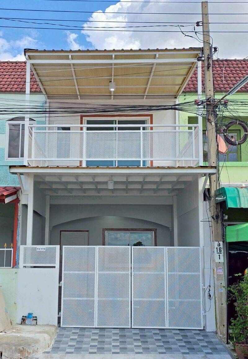 Bangkok, Real Estate For Sale, THB 1490000,  2 BR,  13 Sq. Feet,  ขายด่วน! ทาวน์เฮาส์ 2 ชั้น ถนนเมน ค้า
