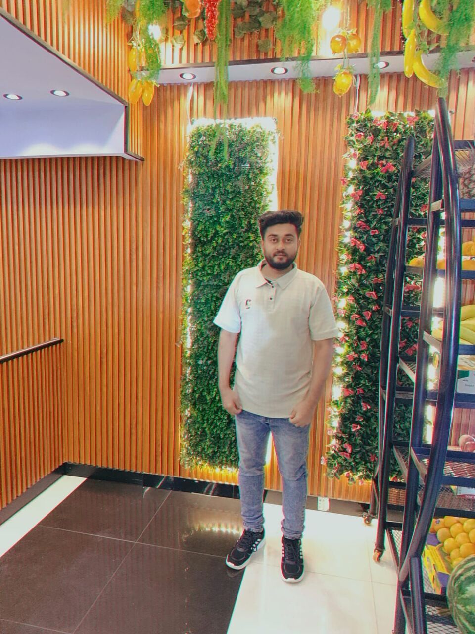 Dammam, Jobs, I Know Brosted Work And Cuting Swarma. And I Know Apitizer. Hummus Mutabbal All Item