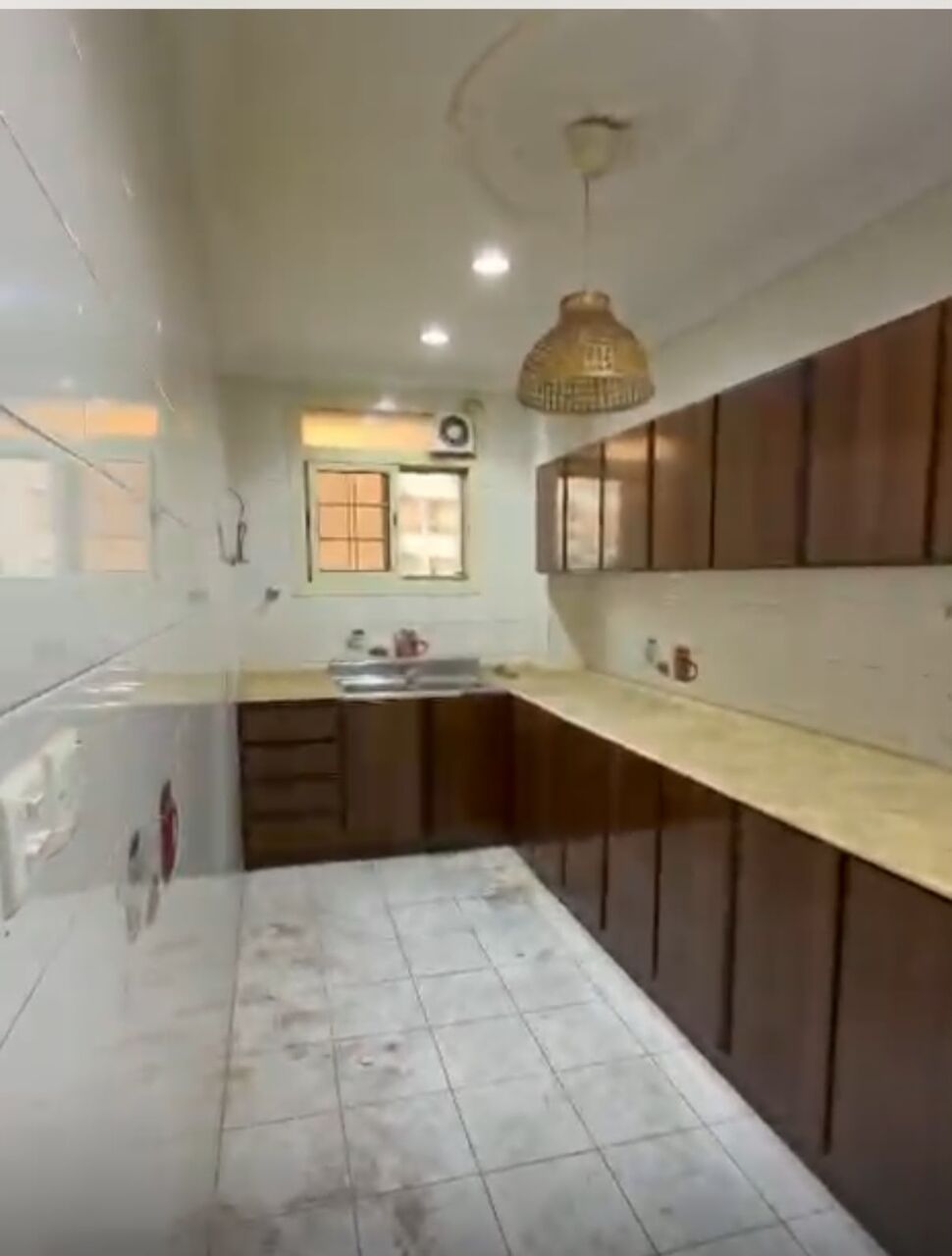 Jeddah, Apartments, Flats, Houses & Villas, SAR 550/month,  2 BR,  🏠 Furnished Room & Bed Space Available In A 2 BHK Flat