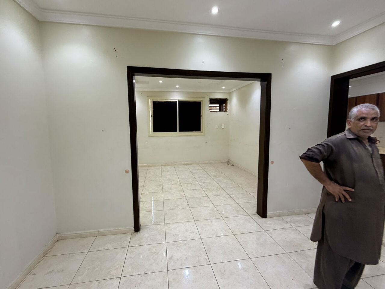 Jeddah, Apartments, Flats, Houses & Villas, SAR 550/month,  2 BR,  🏠 Furnished Room & Bed Space Available In A 2 BHK Flat