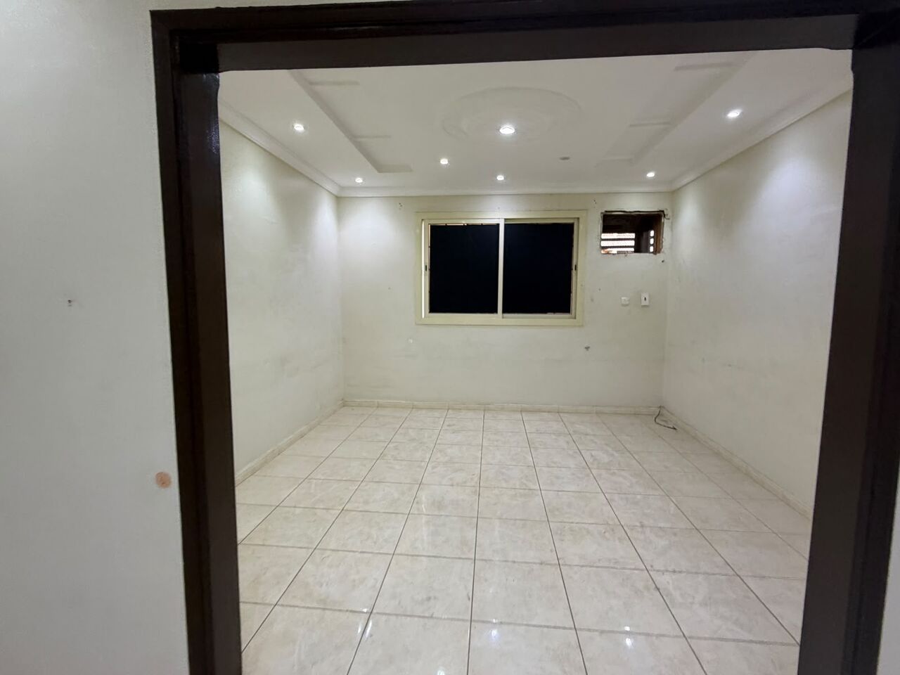Jeddah, Apartments, Flats, Houses & Villas, SAR 550/month,  2 BR,  🏠 Furnished Room & Bed Space Available In A 2 BHK Flat