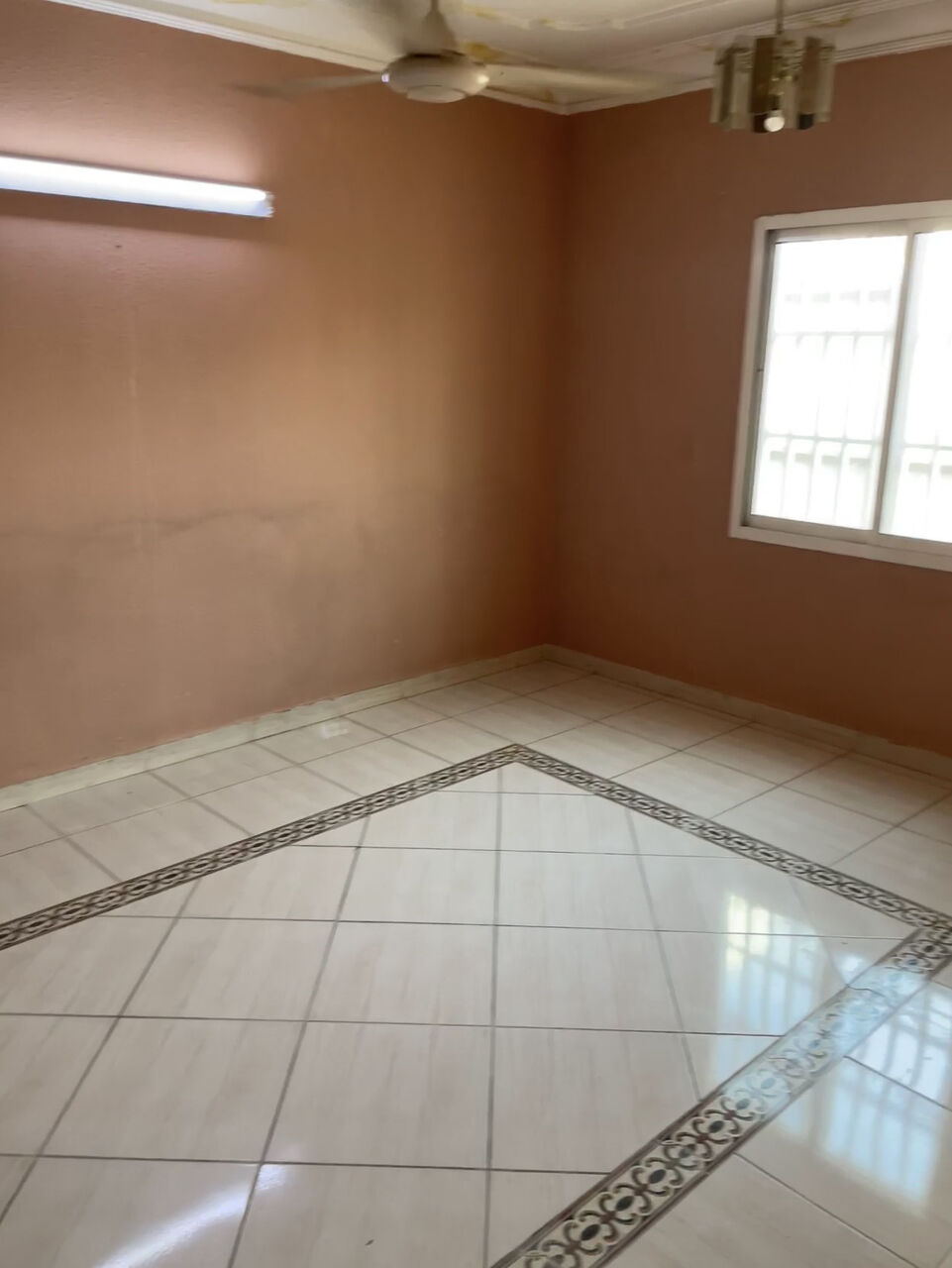Riyadh, Apartments, Flats, Houses & Villas, SAR 50/year,  3 BR,  180 Sq. Meter,  Apartment For Rent On Hafsa Bint Omar Street, Al-Rawdah District, Riyadh City