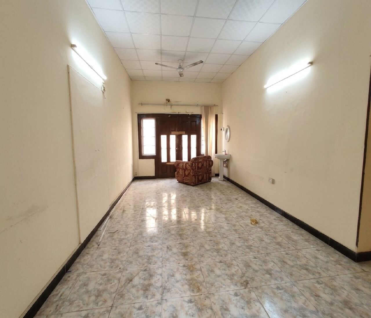 Manama, Staff Accommodation, BHD 1000,  450 Sq. Meter,  Staff / Labor Accommodation VILLA - In Al Guful BD.1000/-