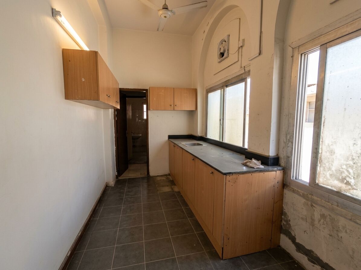 Manama, Staff Accommodation, BHD 1000,  450 Sq. Meter,  Staff / Labor Accommodation VILLA - In Al Guful BD.1000/-