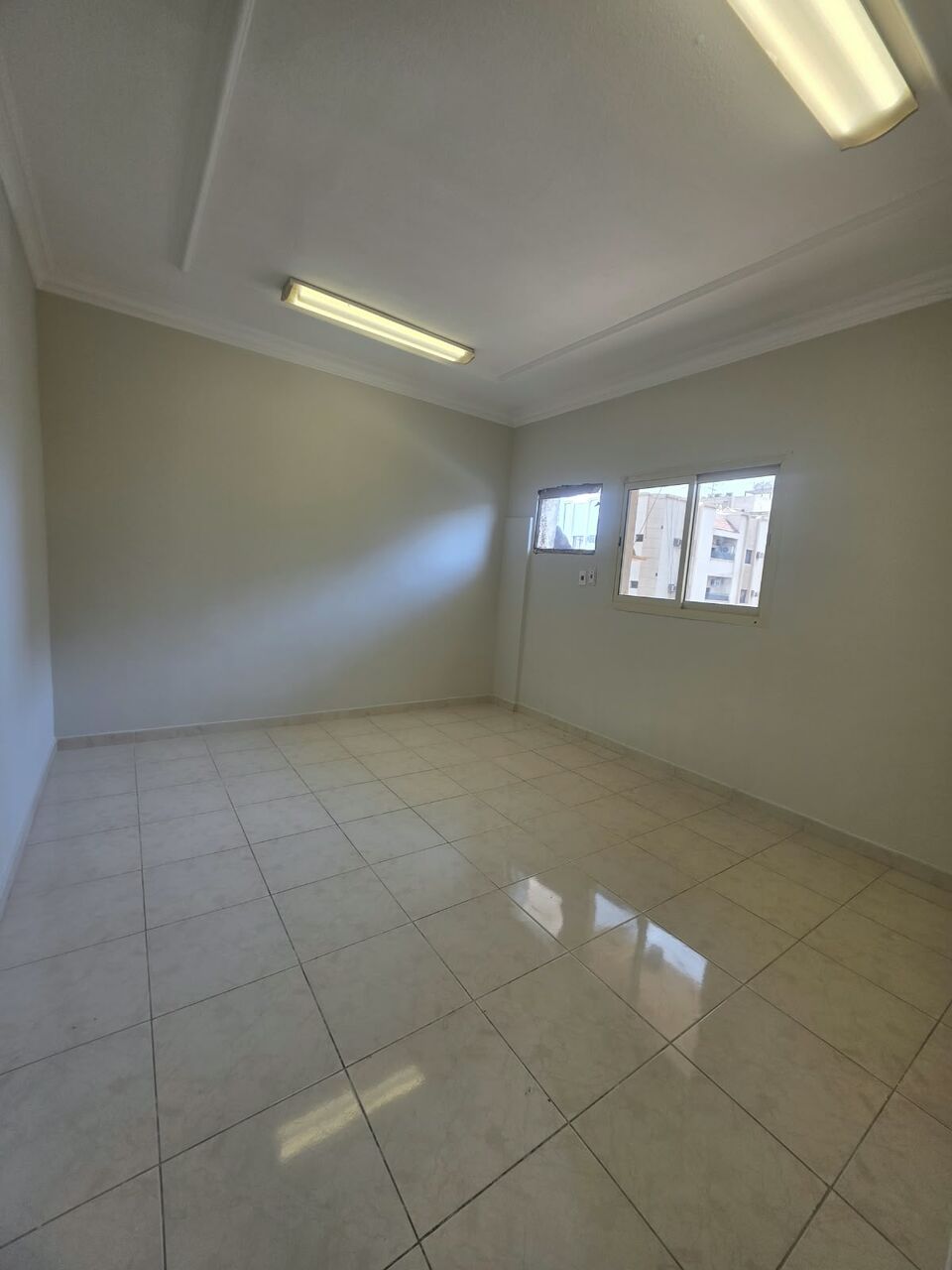 Khobar, Apartments, Flats, Houses & Villas, SAR 1500/month,  2 BR,  Consists  2 Bedrooms, A Living Room ,  1 Bathrooms, And  Amercian Kitchen  Fast Floor, Ele