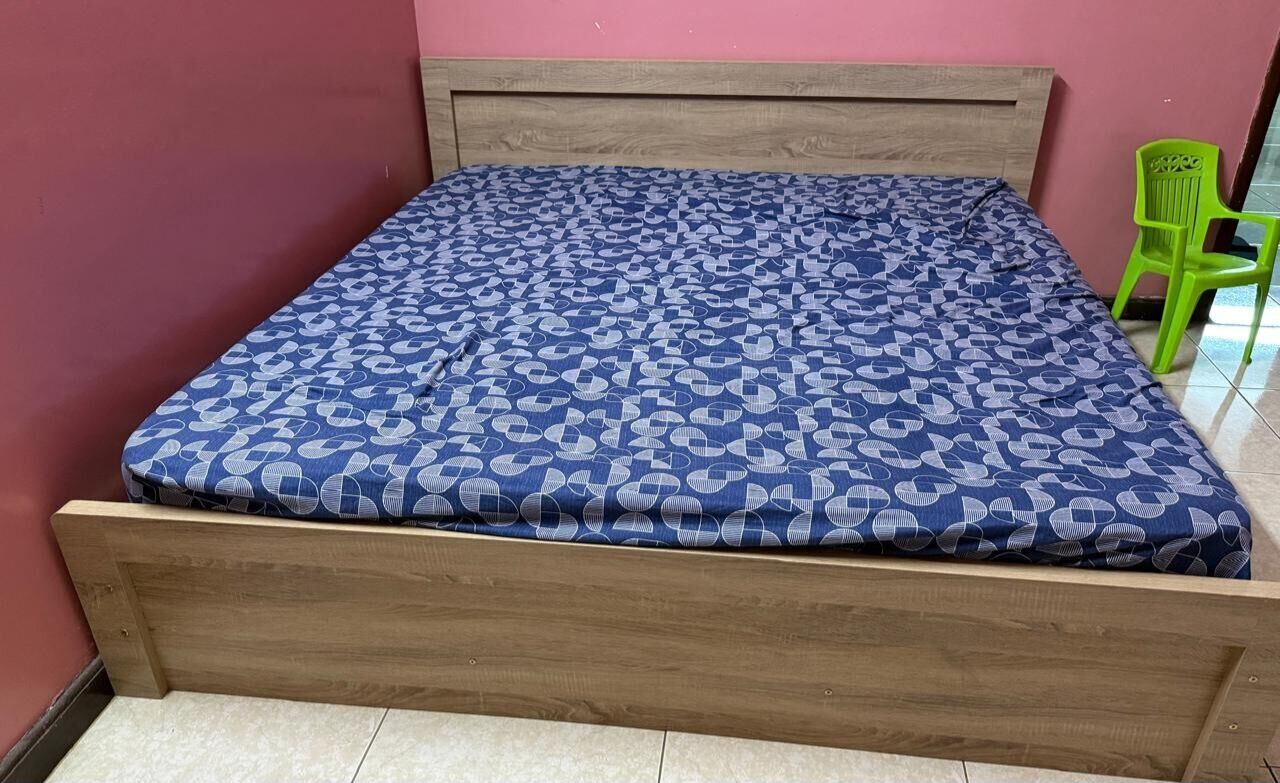 East Riffa, Furniture, BHD 60,  King Size Bed With Mattress For Sale