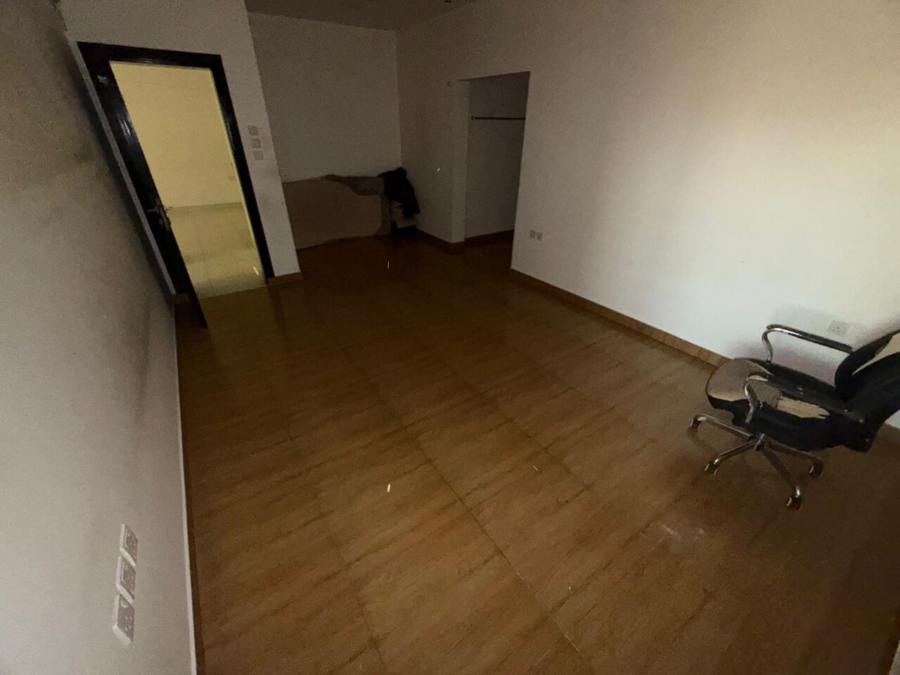 Tubli, Apartments, Flats, Houses & Villas, BHD 200/month,  1 BR,  Semi Furnished 1 Bedroom Flat In Tubli Without EWA