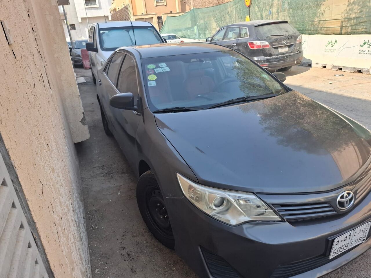 Riyadh, Vehicles, Cars & Trucks , SAR 30800,  Toyota Camry,  2013,  Automatic,  200000 KM,   , Full , Grey Color.