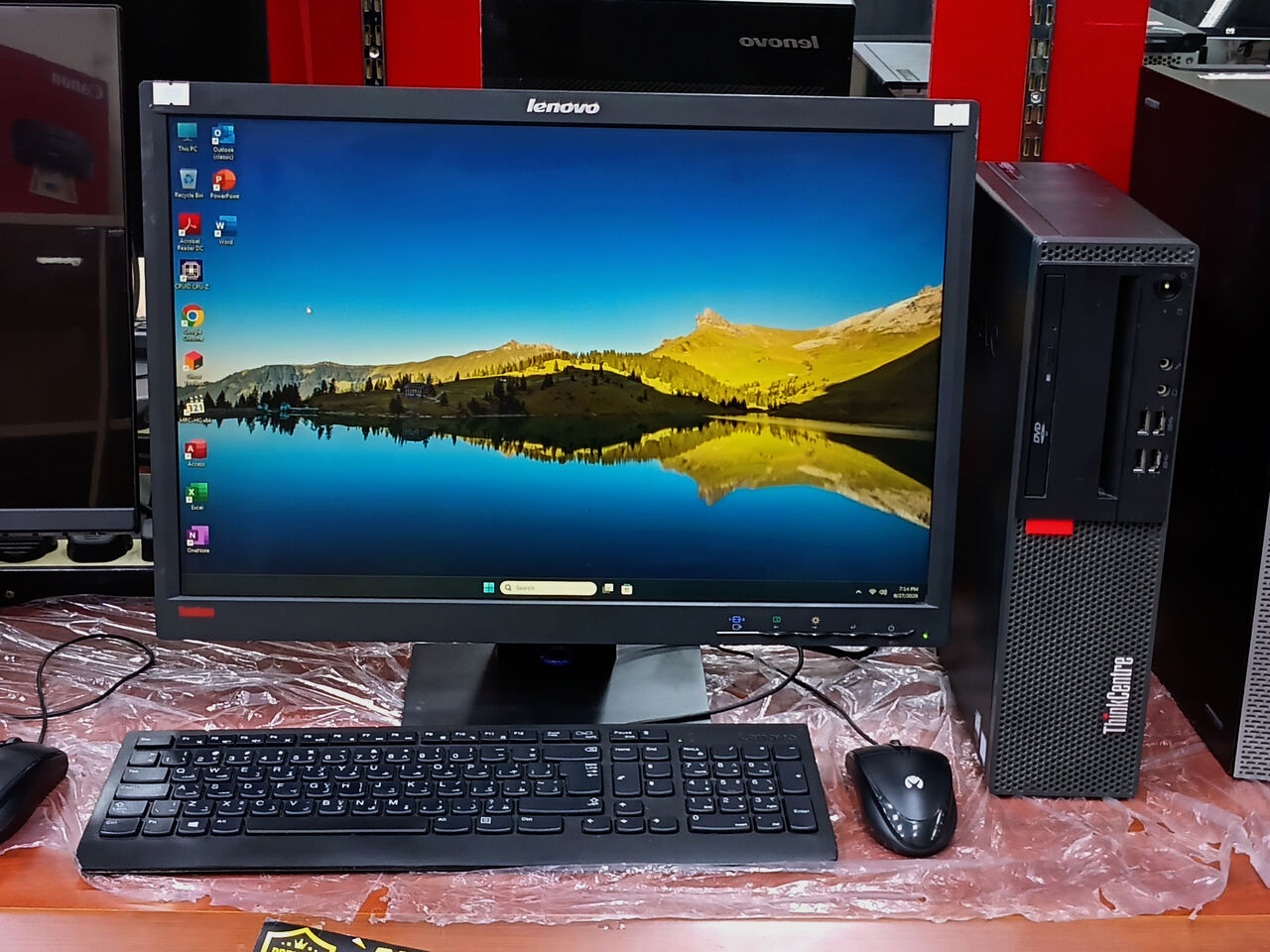 Riffa, Computers, BHD 73,  Lenovo SFF Core I5 7th Gen Desktop Set | 22 Inch Monitor | Fast NVMe SSD - Only 73 BD!