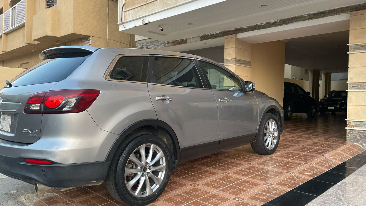 Al Naeem, Vehicles, Cars & Trucks , SAR 42000,  Mazda CX-09,  2015,  Automatic,  221 KM,  Mazda CX9