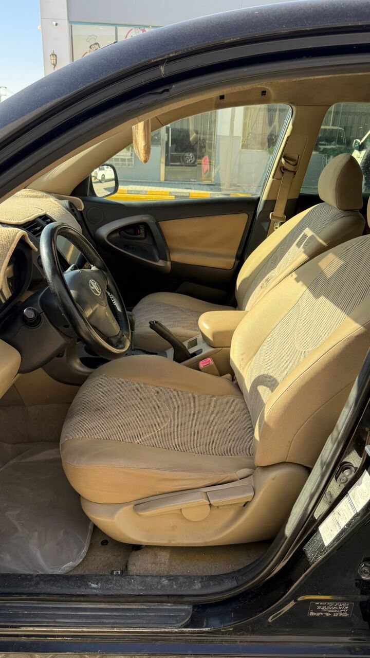 Makkah, Vehicles, Cars & Trucks , SAR 25500,  Toyota RAV4,  2012,  Automatic,  280000 KM,