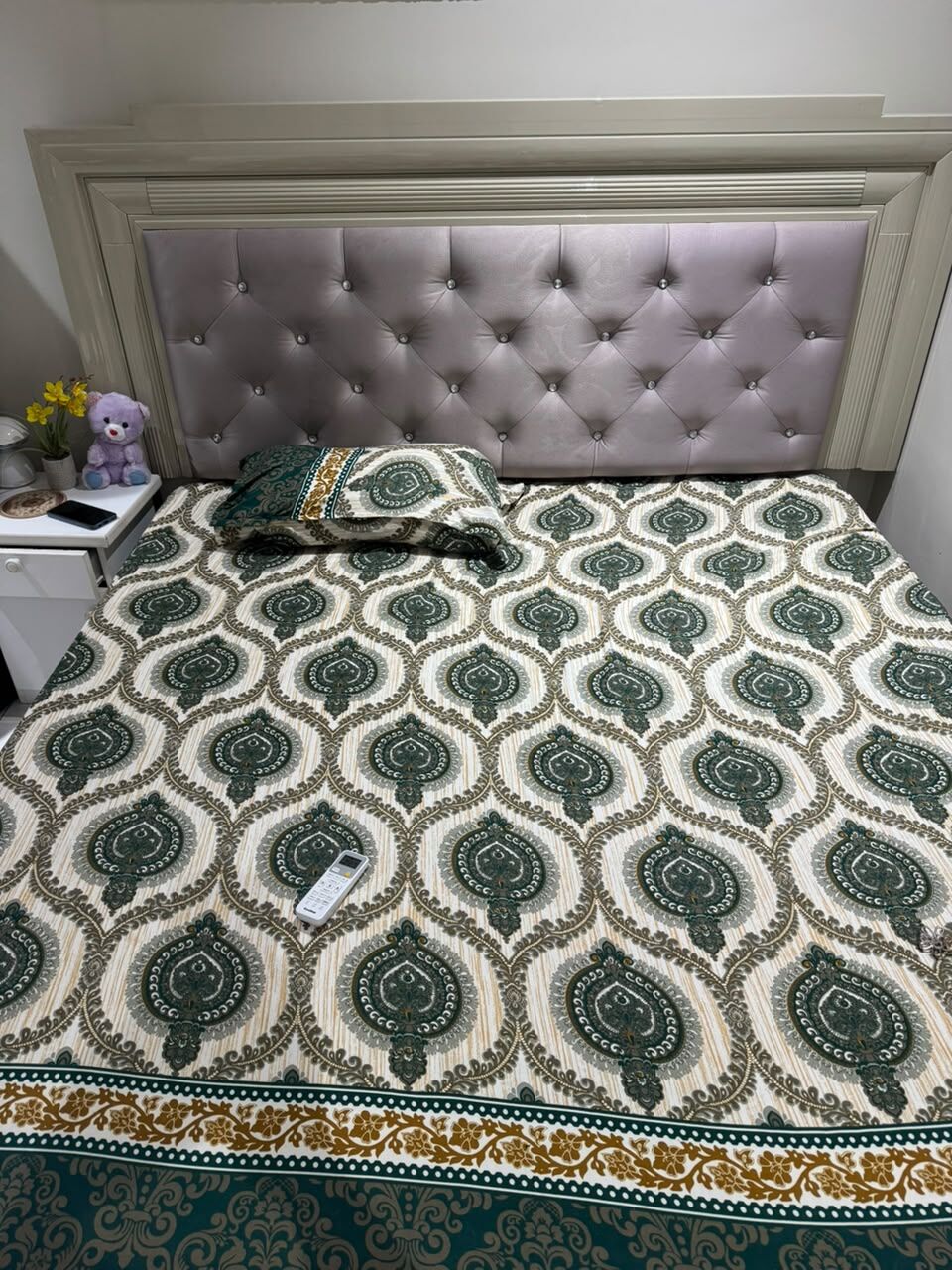 Madinat Al Ummal, Furniture, SAR 700,  King Size Bed With Medicated Matress